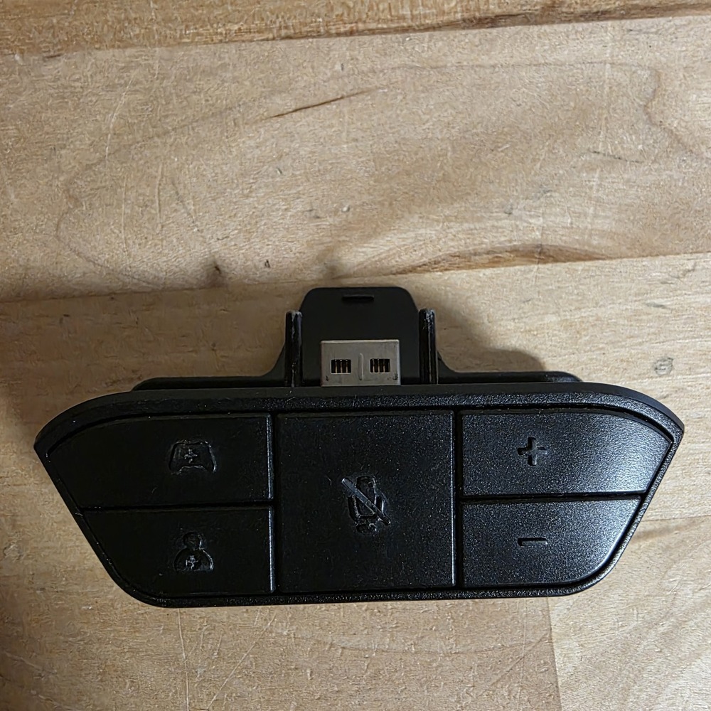 Genuine Microsoft Xbox One Controller 3.5mm Stereo Headset Adapter 1626